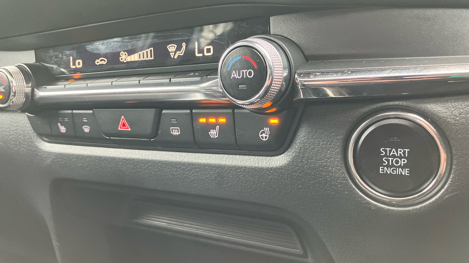 Used Mazda CX-30 2023 for sale - 77893252: Photo 17