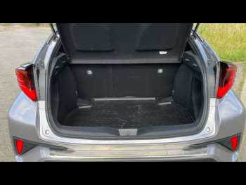 Used Toyota C-HR 2021 for sale - 75329955: Photo
