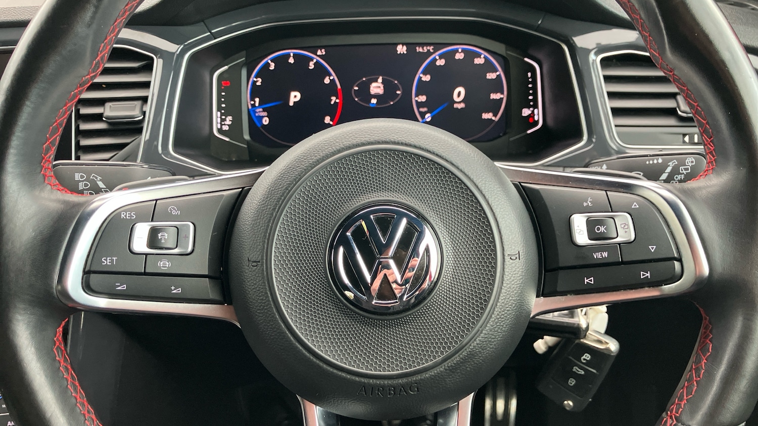 Used Volkswagen T-Roc 2019 for sale - 76693207: Photo 29
