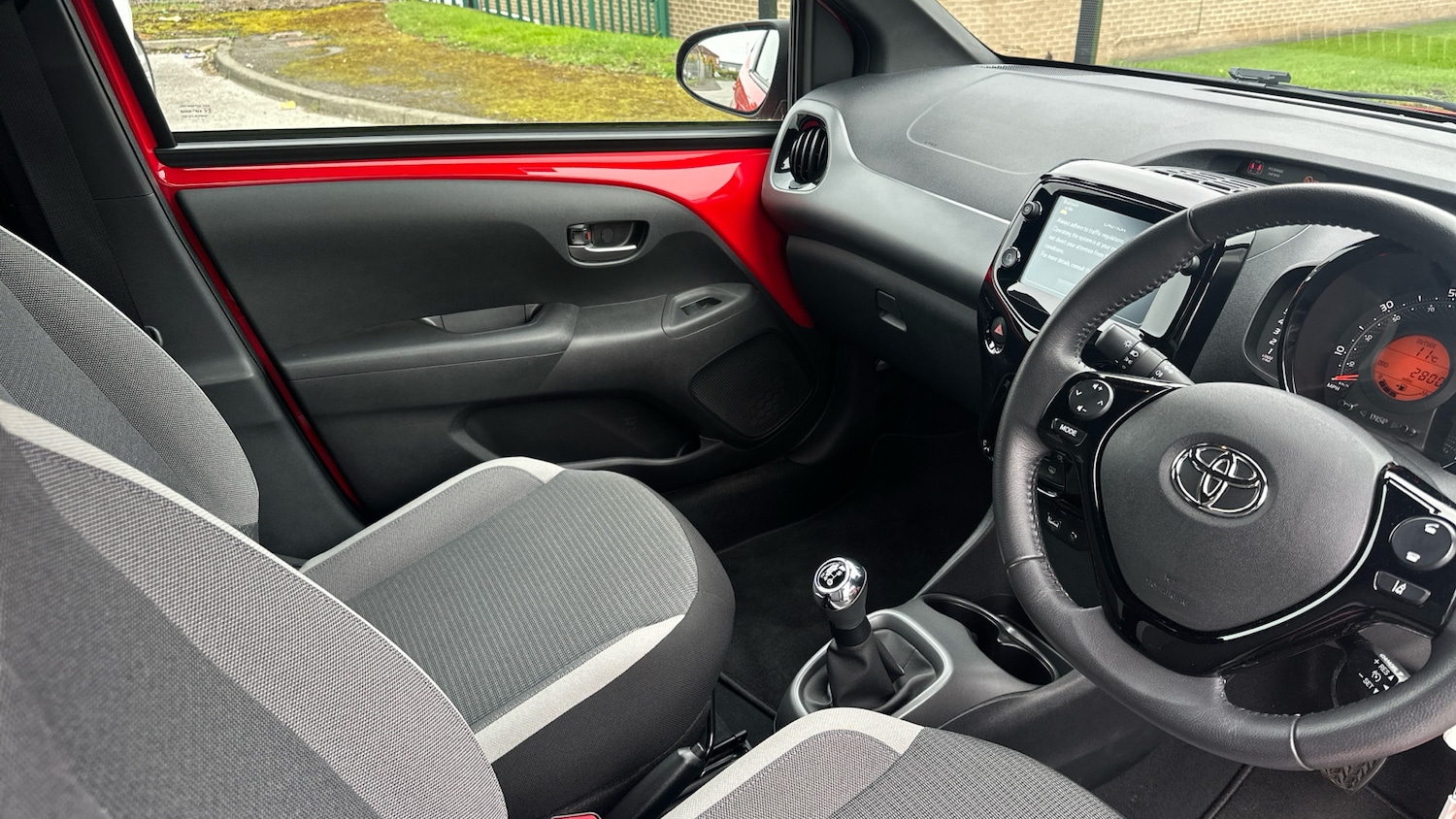 Used Toyota AYGO 2021 for sale - 76355417: Photo 14
