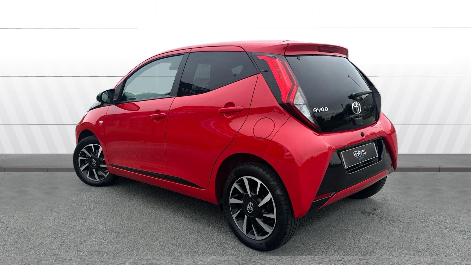 Used Toyota AYGO 2021 for sale - 76355417: Photo 2