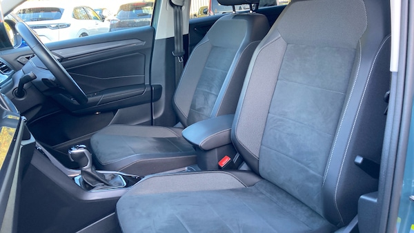 Used Volkswagen T-Roc 2022 for sale - 76263199: Photo 36