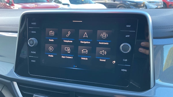 Used Volkswagen T-Roc 2022 for sale - 76263199: Photo 45