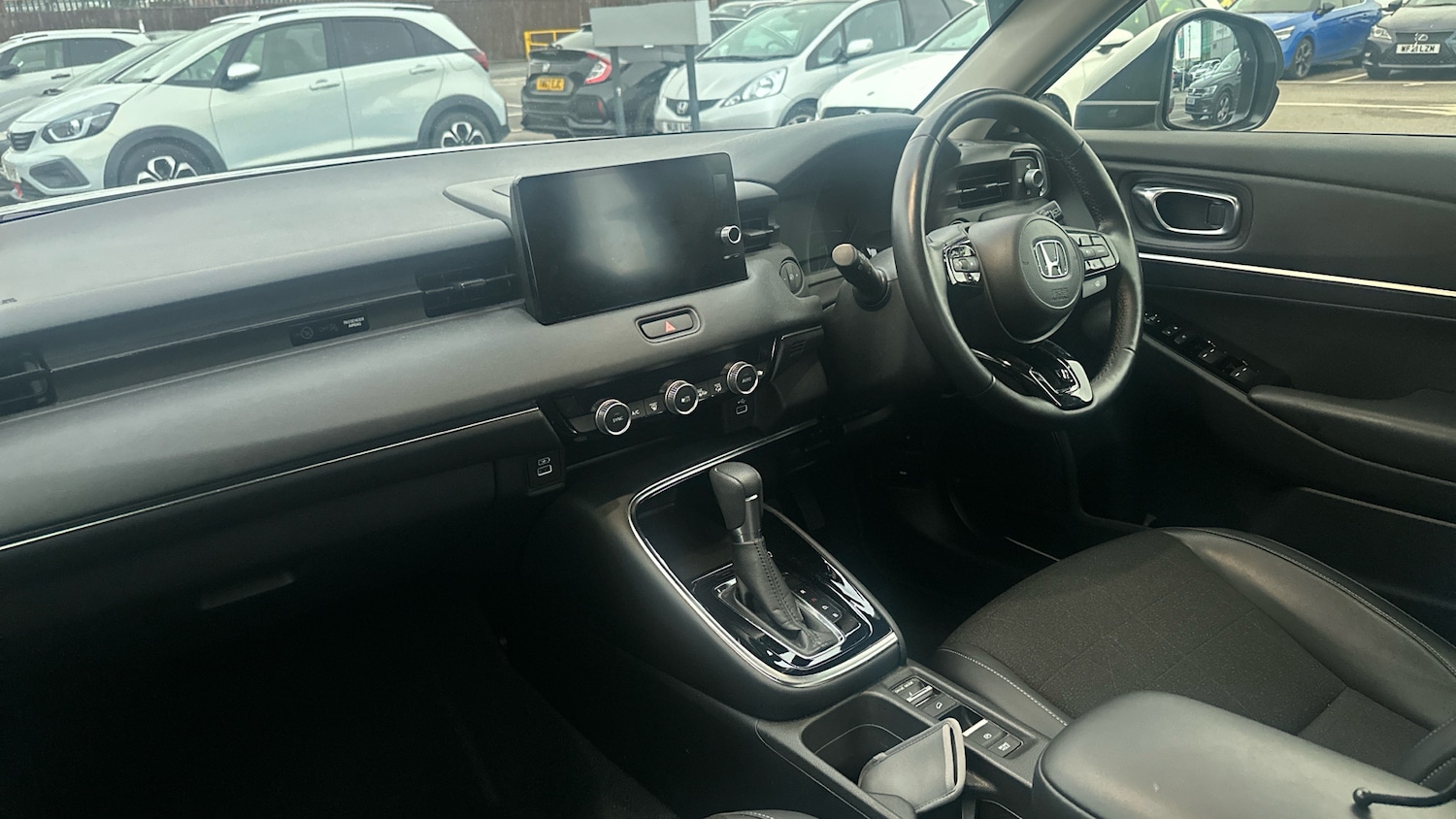 Used Honda HR-V 2022 for sale - 76879226: Photo 2