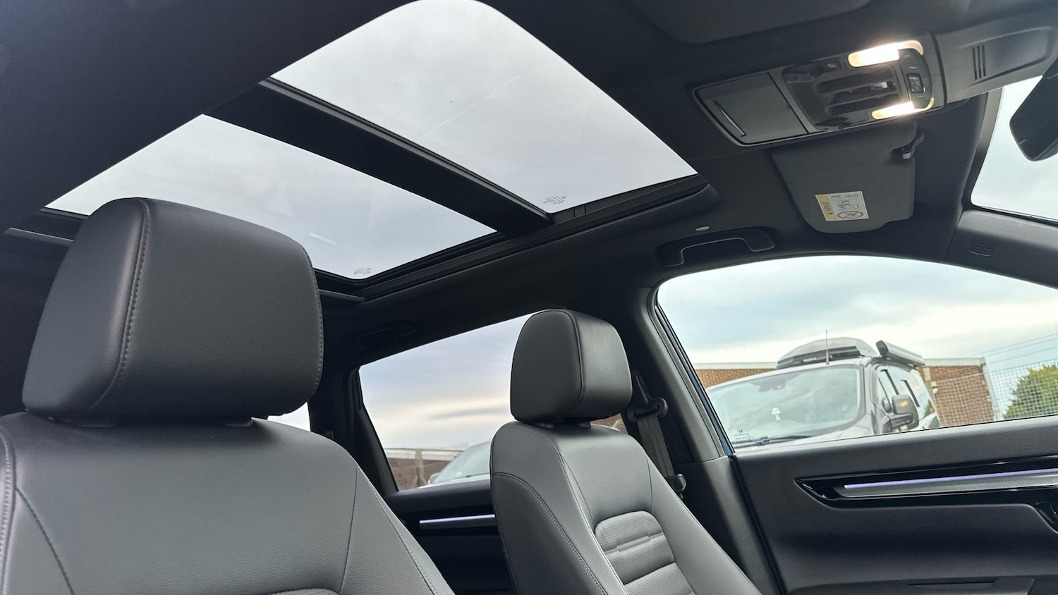 Used Honda CR-V 2024 for sale - 76882347: Photo 27