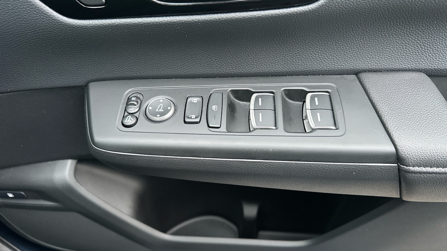 Used Honda CR-V 2024 for sale - 76882347: Photo 30