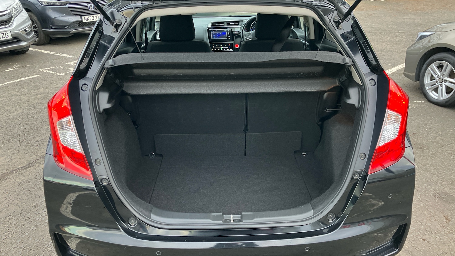 Used Honda Jazz 2019 for sale - 76910931: Photo 23