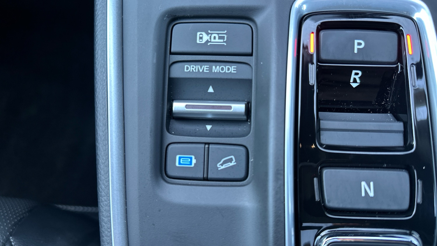 Used Honda CR-V 2025 for sale - 77137479: Photo 30