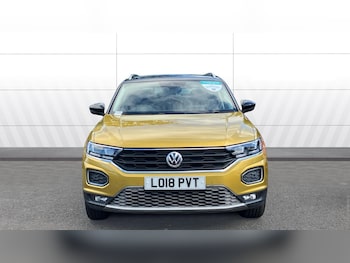Used Volkswagen T-Roc 2018 for sale - 78835420: Photo