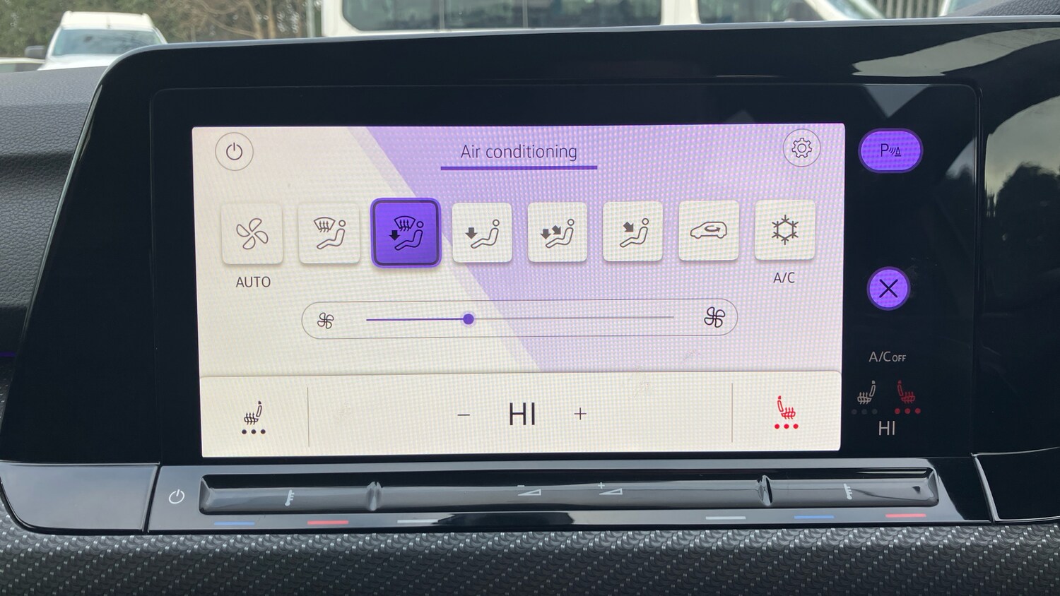 Used Volkswagen Golf 2022 for sale - 77069198: Photo 32