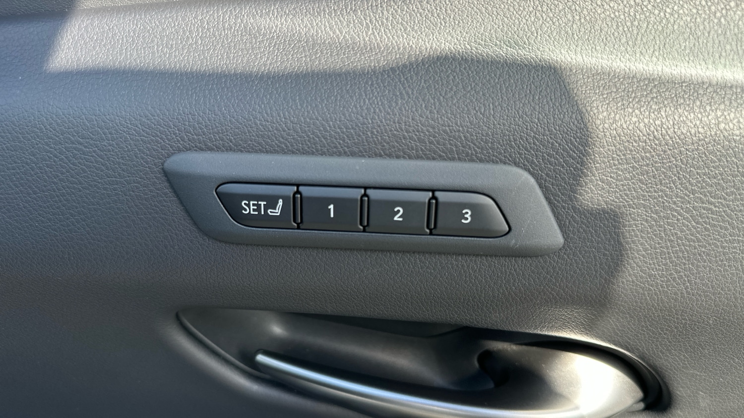 Vehicle 33