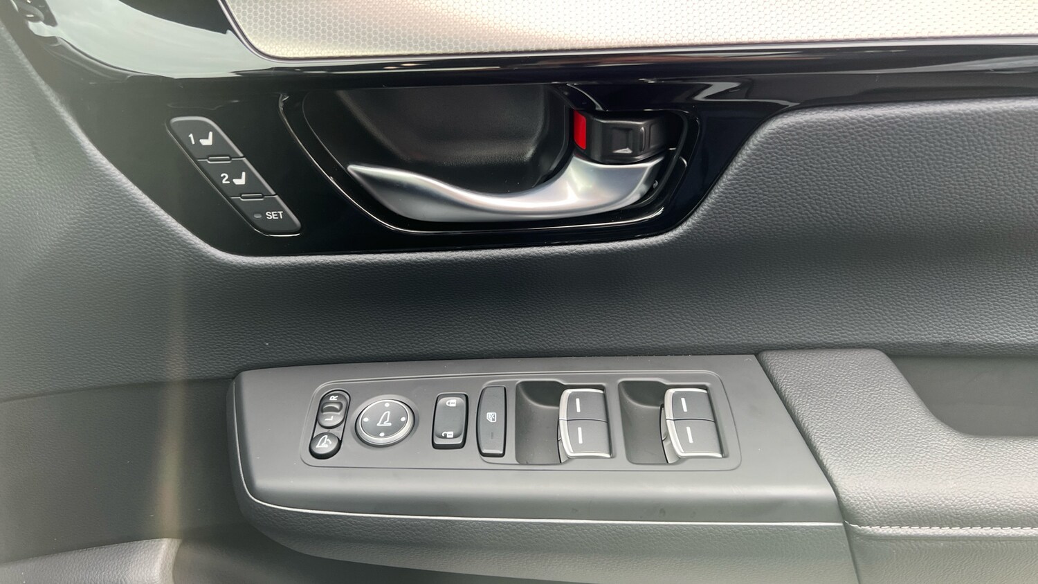 Used Honda CR-V 2025 for sale - 76131211: Photo 37