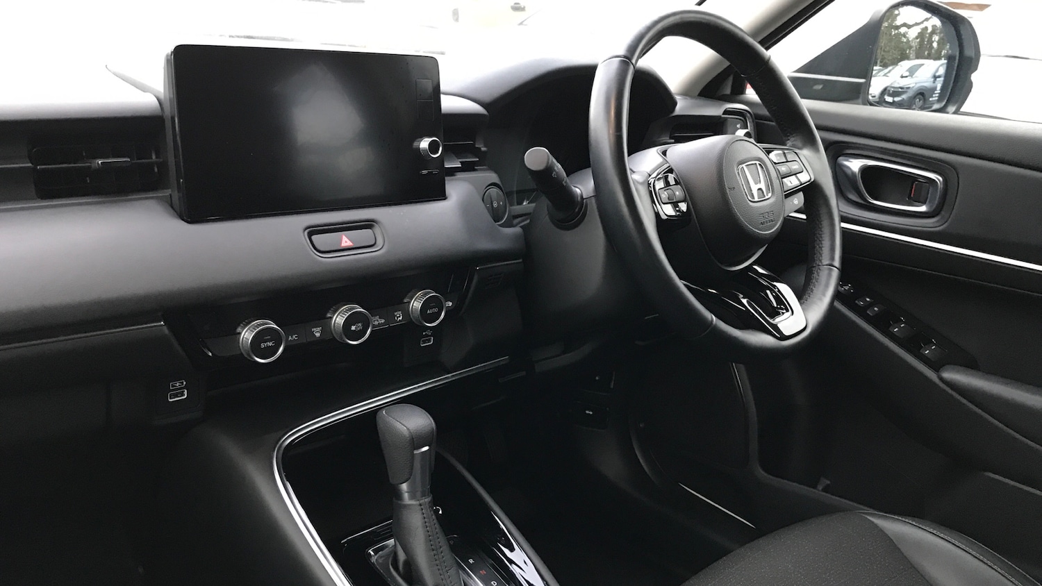 Used Honda HR-V 2022 for sale - 77568304: Photo 2