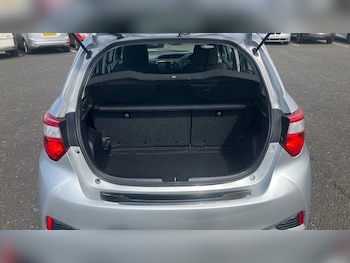 Used Toyota Yaris 2018 for sale - 78639776: Photo