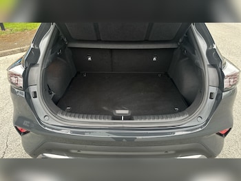 Used Kia XCeed 2024 for sale - 76252598: Photo 4