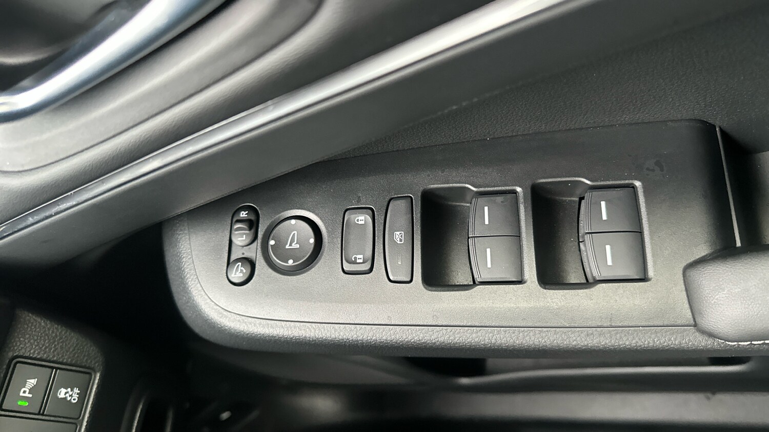 Used Honda HR-V 2025 for sale - 78168665: Photo 35