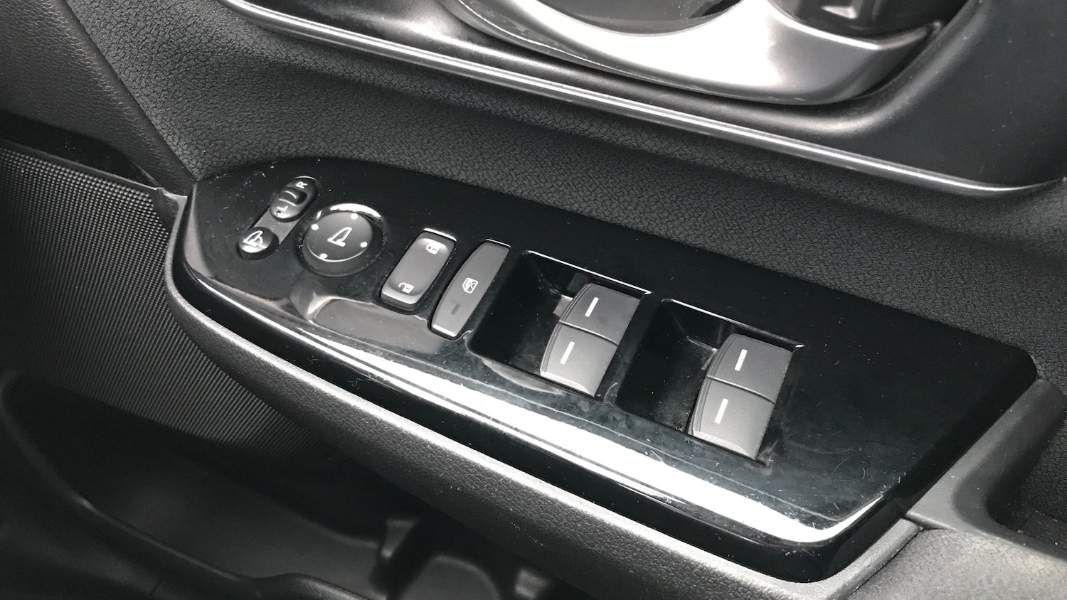 Used Honda CR-V 2018 for sale - 76807024: Photo 13