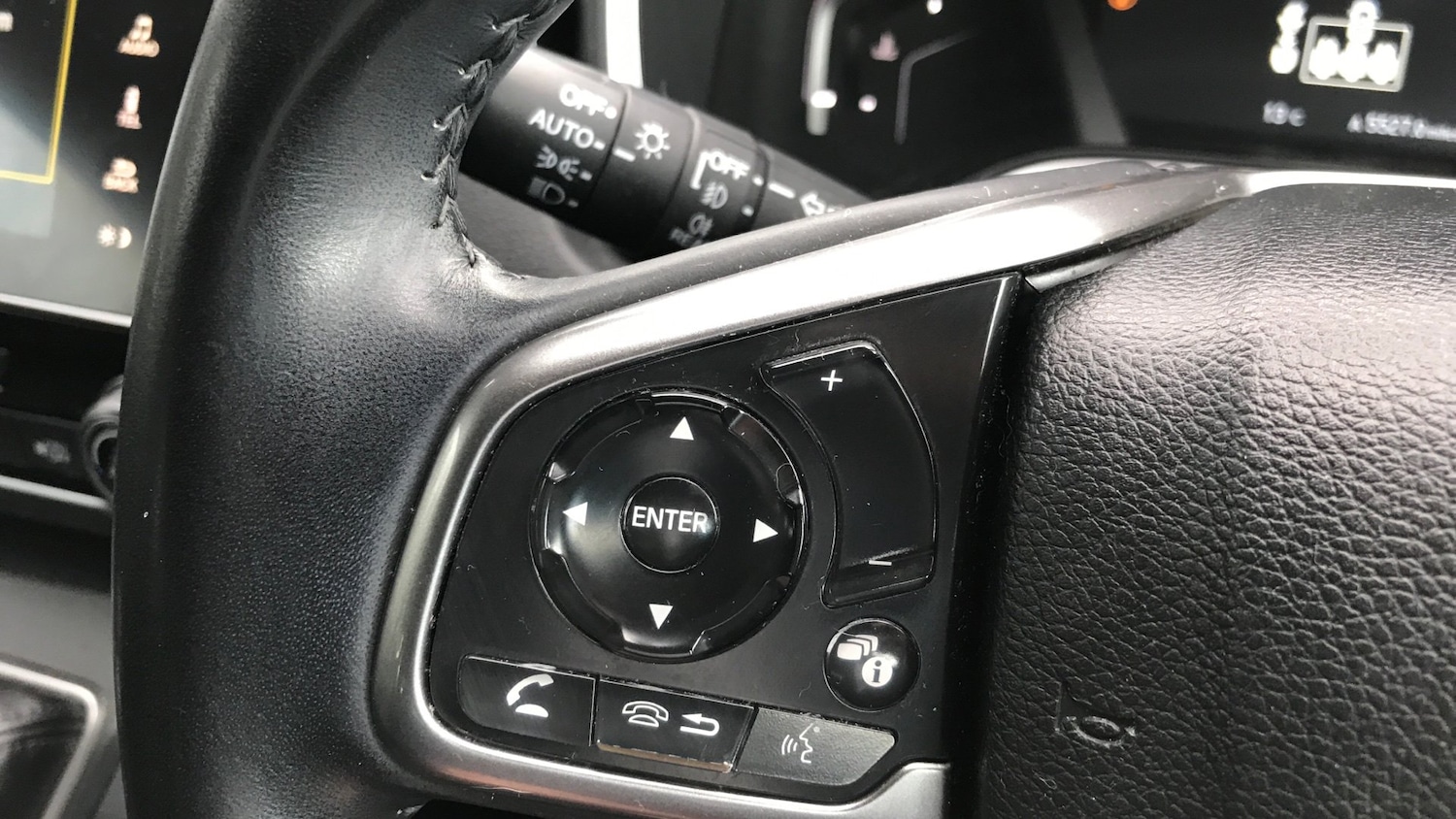 Used Honda CR-V 2018 for sale - 76807024: Photo 15