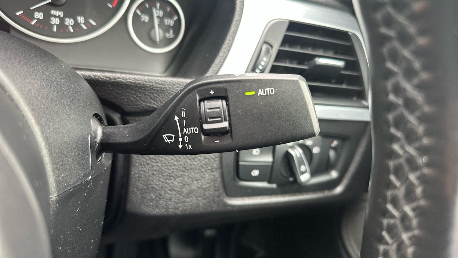 Used BMW 3 Series 2018 for sale - 76079685: Photo 34
