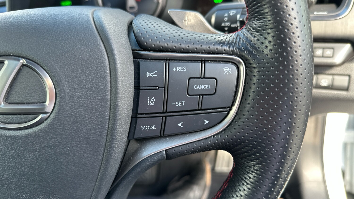 Used Lexus UX 2020 for sale - 76257563: Photo 35