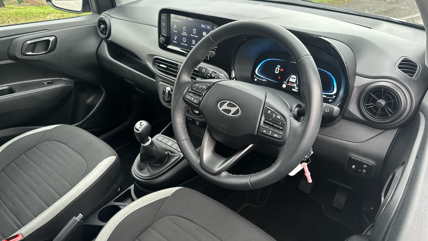 Used Hyundai i10 2024 for sale - 76531000: Photo 11