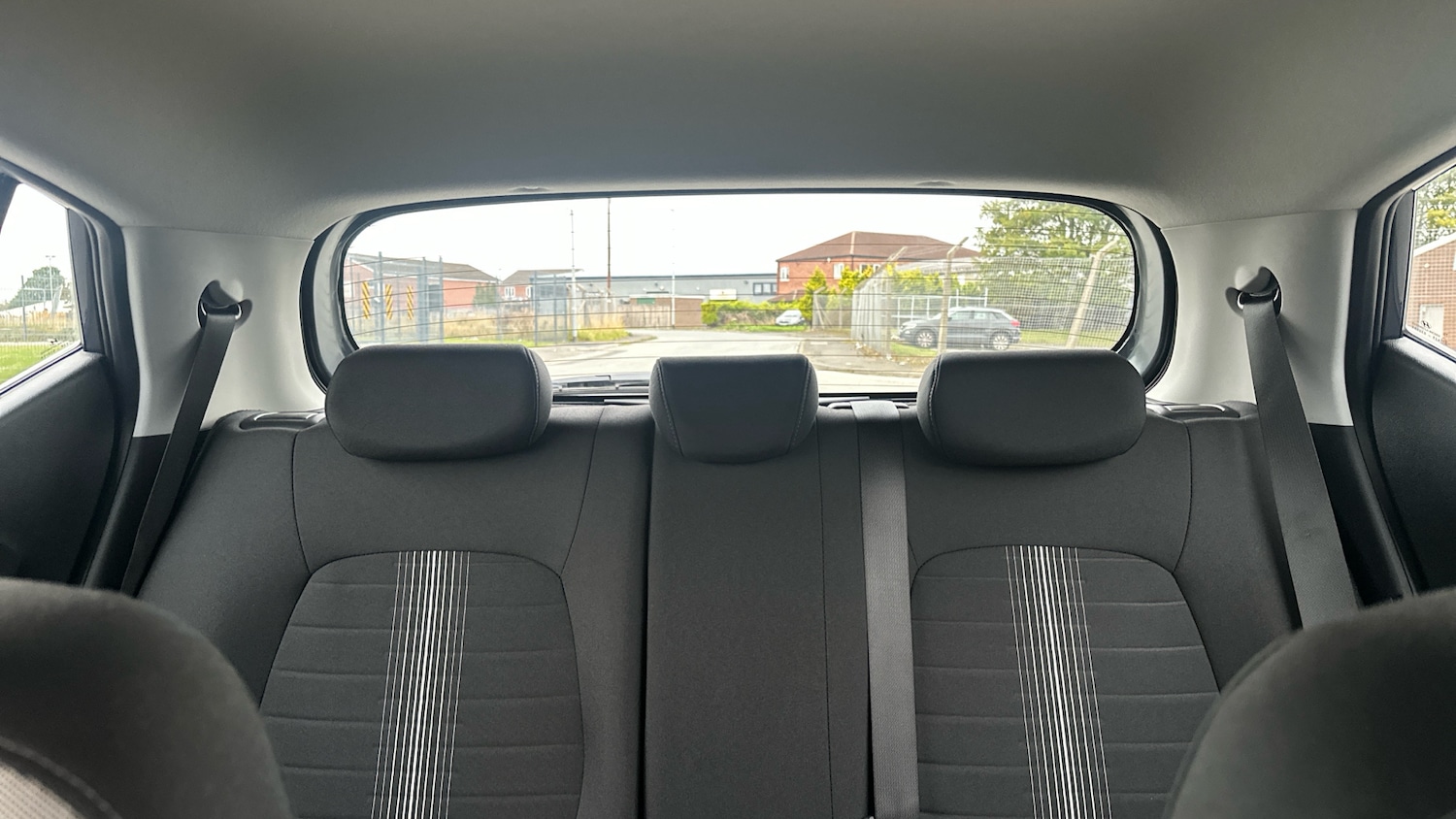 Used Hyundai i10 2024 for sale - 76531000: Photo 15