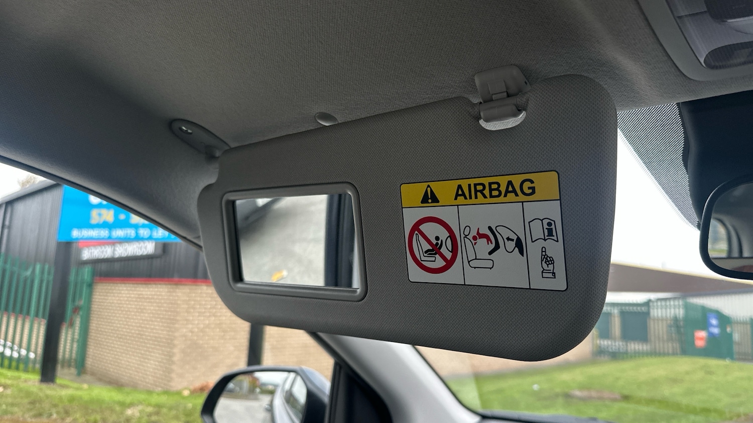 Used Hyundai i10 2024 for sale - 76531000: Photo 44