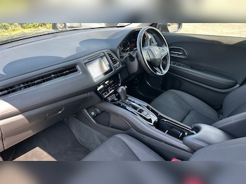 Used Honda HR-V 2020 for sale - 79125437: Photo