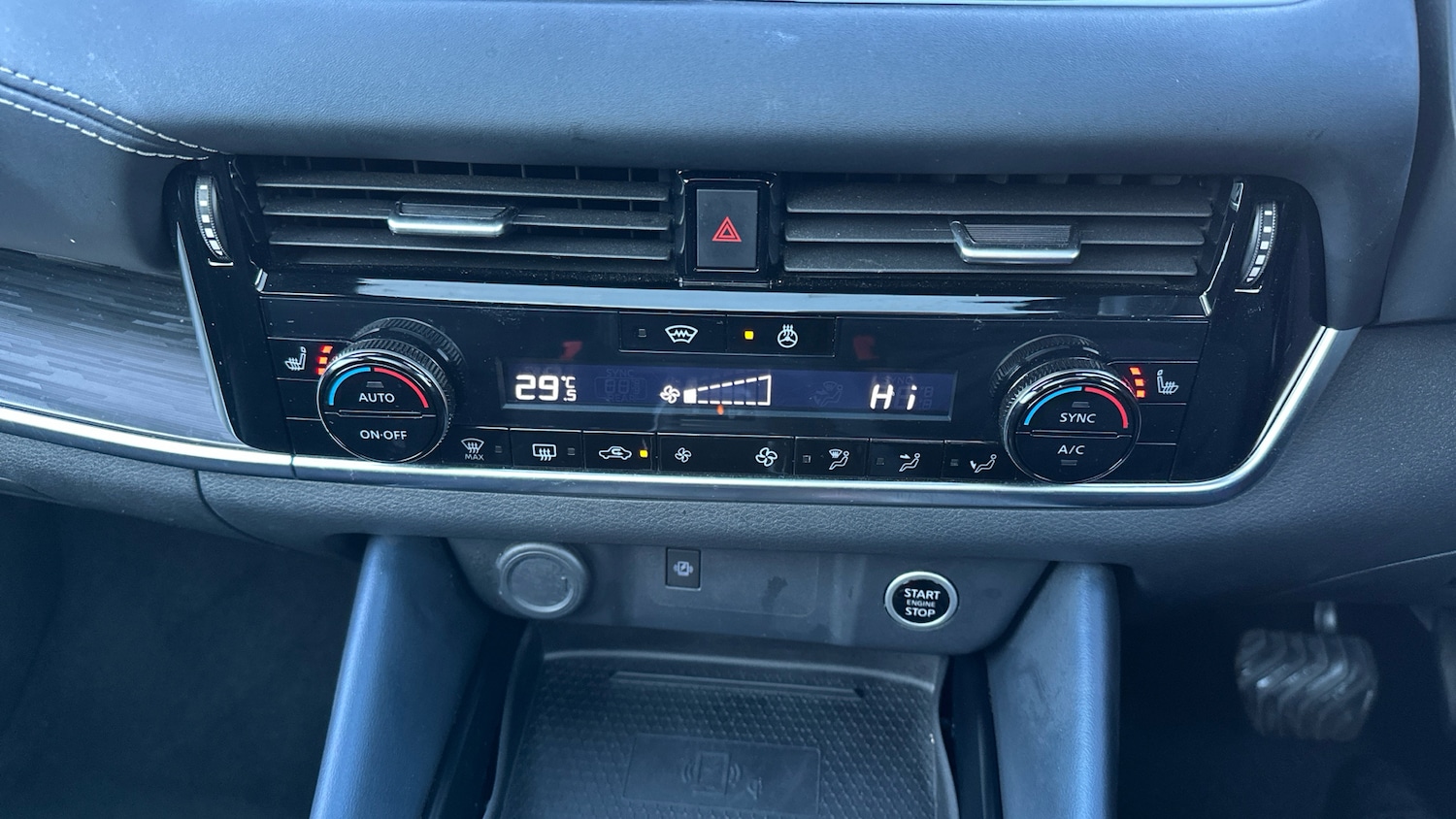 Used Nissan Qashqai 2022 for sale - 77069199: Photo 41