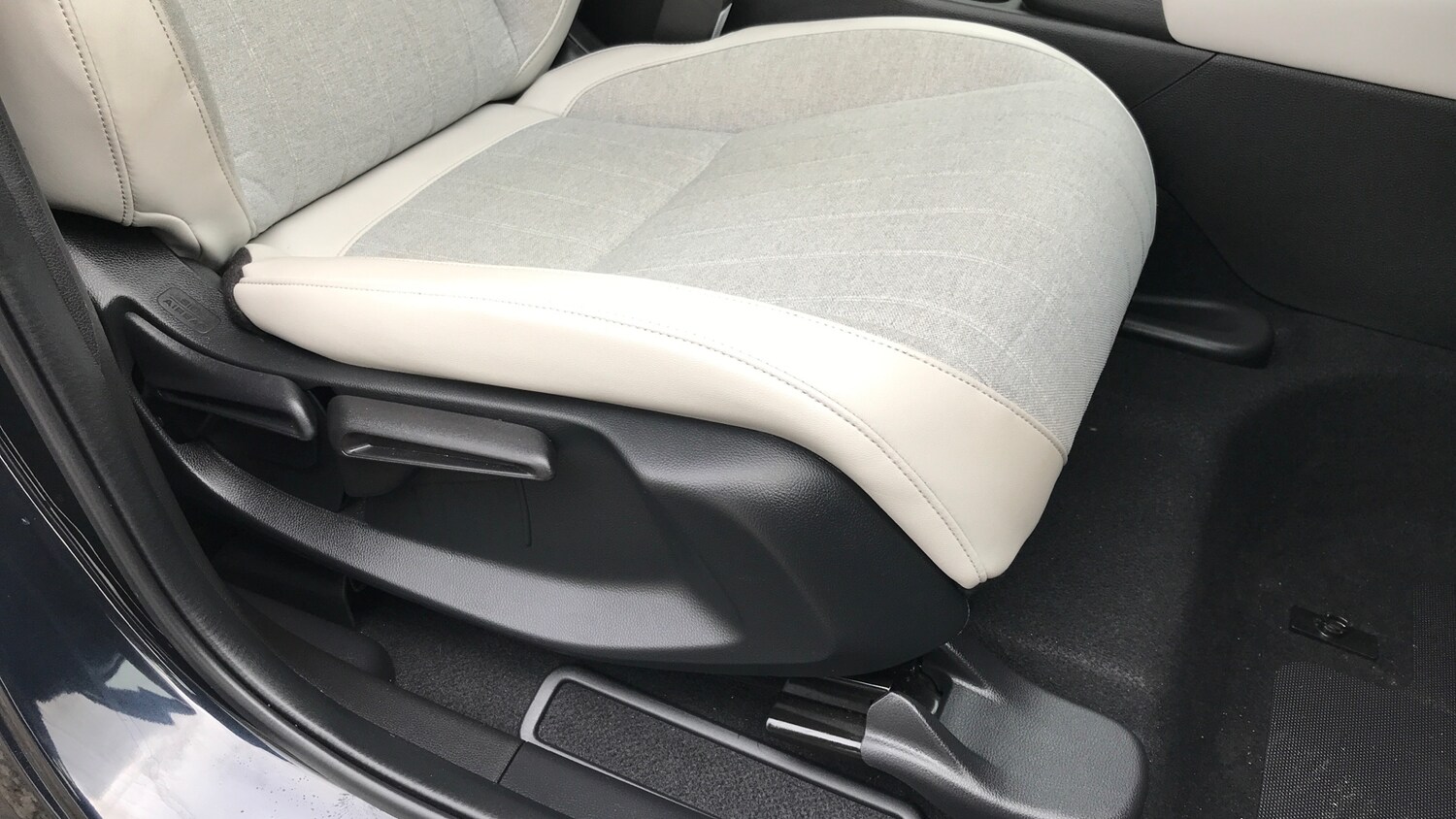 Used Honda Jazz 2023 for sale - 77729739: Photo 33