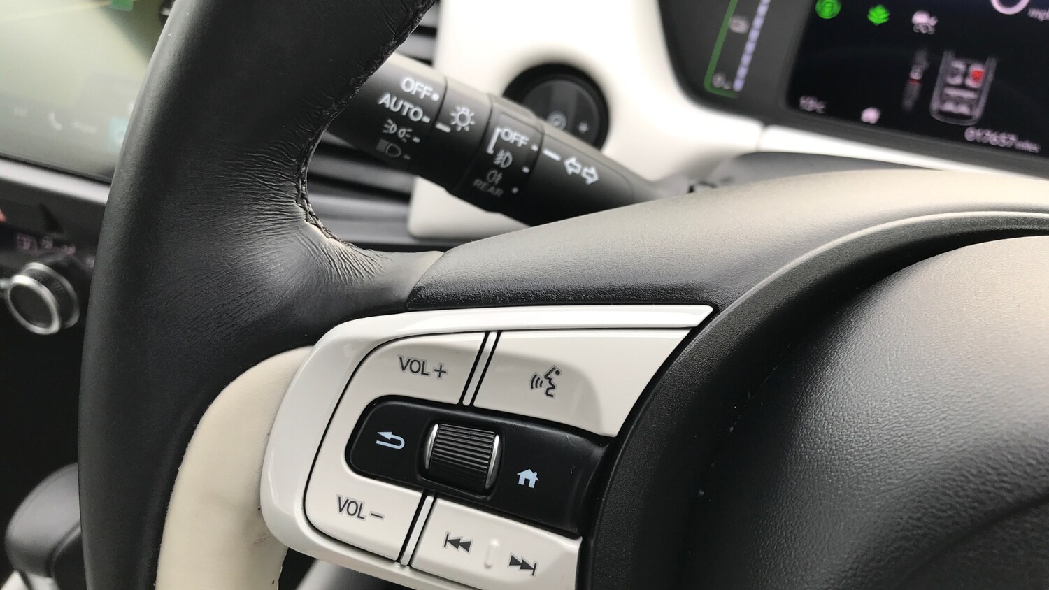 Used Honda Jazz 2023 for sale - 77729739: Photo 39