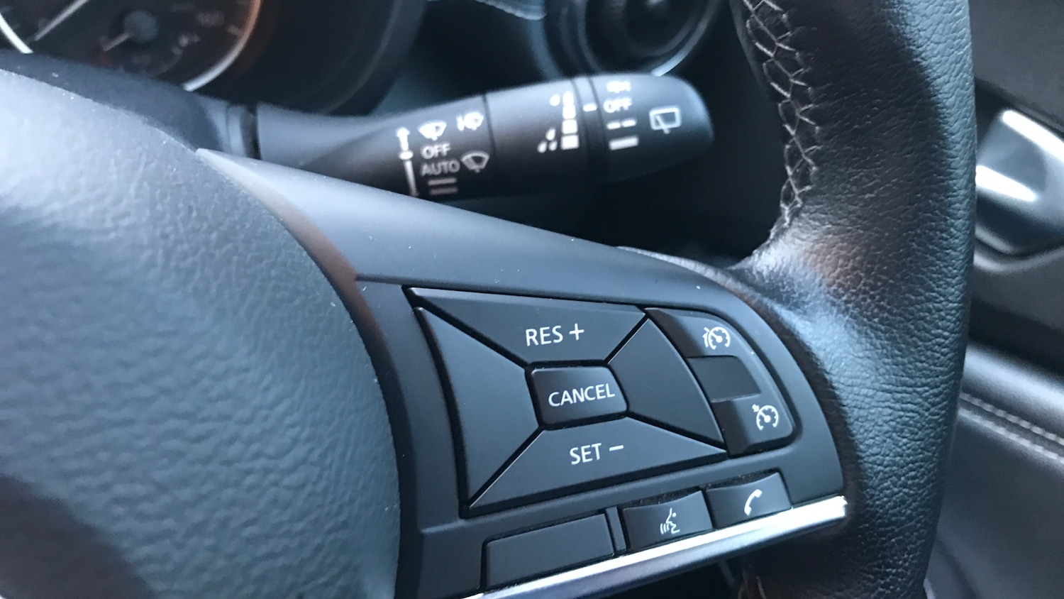 Used Nissan Juke 2022 for sale - 76921200: Photo 35