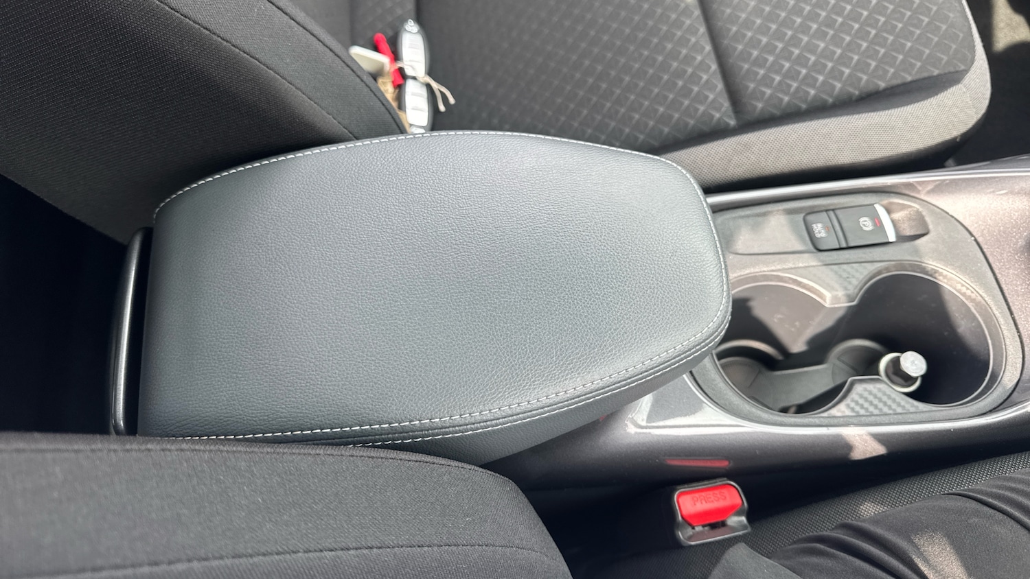 Used Nissan Juke 2022 for sale - 76921200: Photo 41