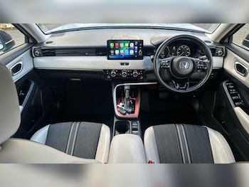 Used Honda HR-V 2023 for sale - 77639100: Photo