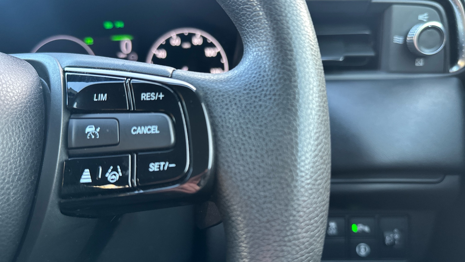 Used Honda HR-V 2023 for sale - 77069197: Photo 23