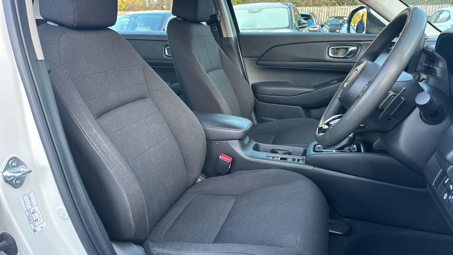 Used Honda HR-V 2023 for sale - 77069197: Photo 32