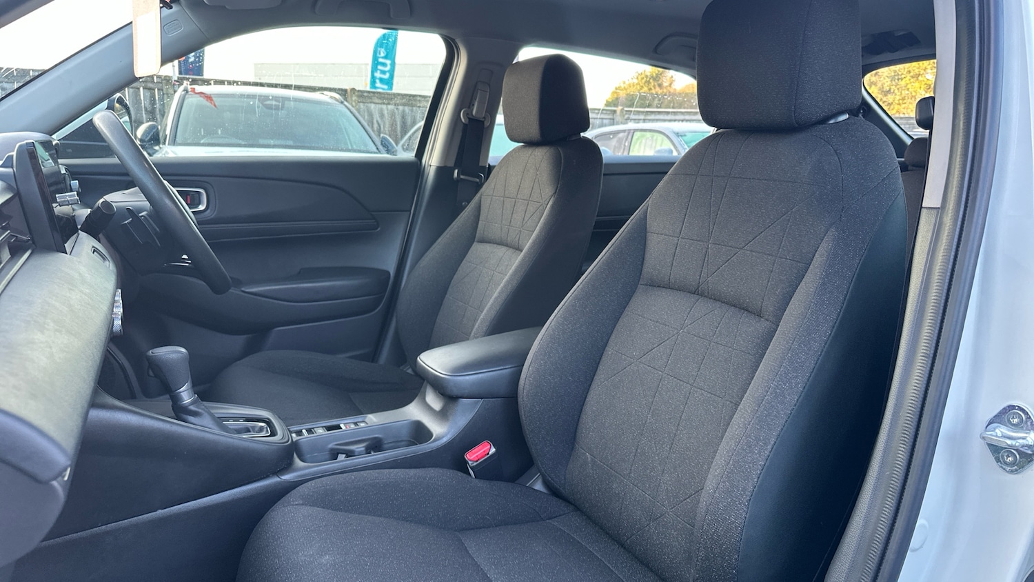 Used Honda HR-V 2023 for sale - 77069197: Photo 34