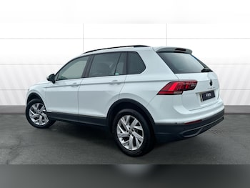 Used Volkswagen Tiguan 2022 for sale - 77584399: Photo