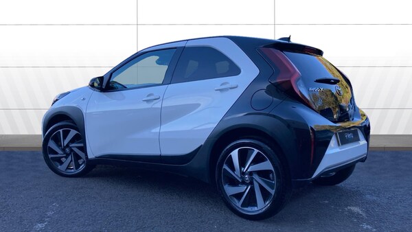 Used Toyota Aygo X 2023 for sale - 76222193: Photo 2