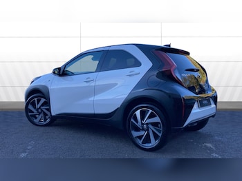 Used Toyota Aygo X 2023 for sale - 76222193: Photo 2