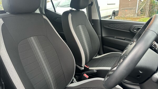 Used Hyundai i10 2024 for sale - 76255247: Photo 31