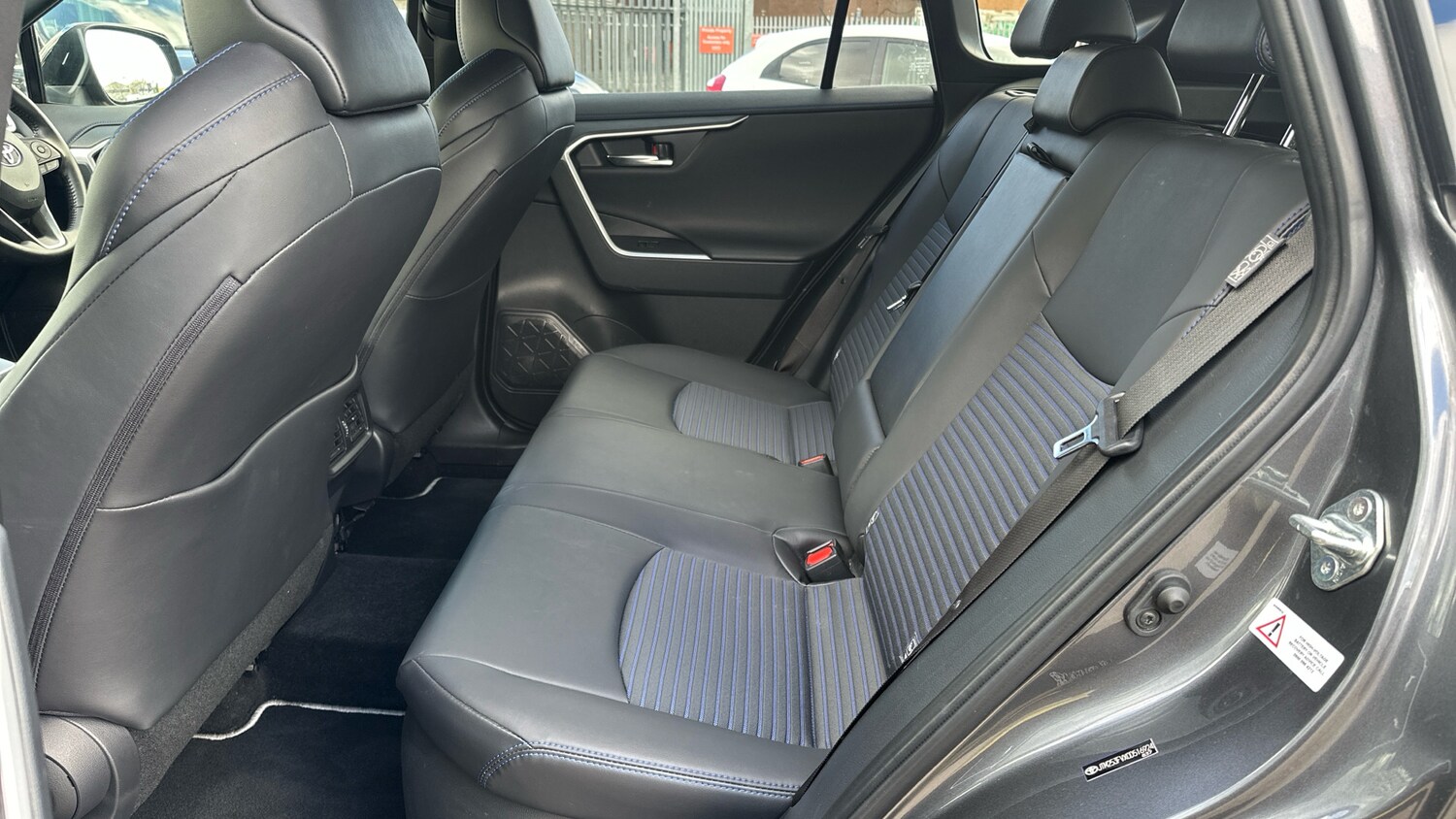 Used Toyota RAV4 2022 for sale - 78175729: Photo 16