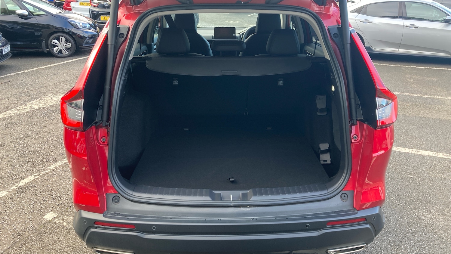 Used Honda CR-V 2025 for sale - 76131200: Photo 33