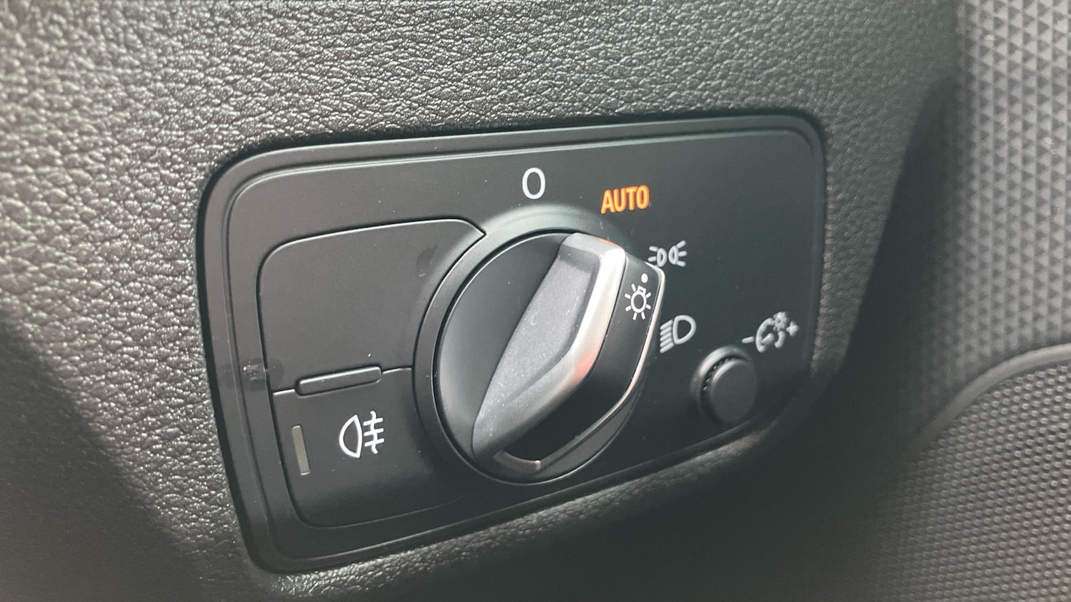 Used Audi Q2 2024 for sale - 76782553: Photo 17