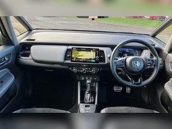 Used Honda Jazz 2023 for sale - 77677012: Photo