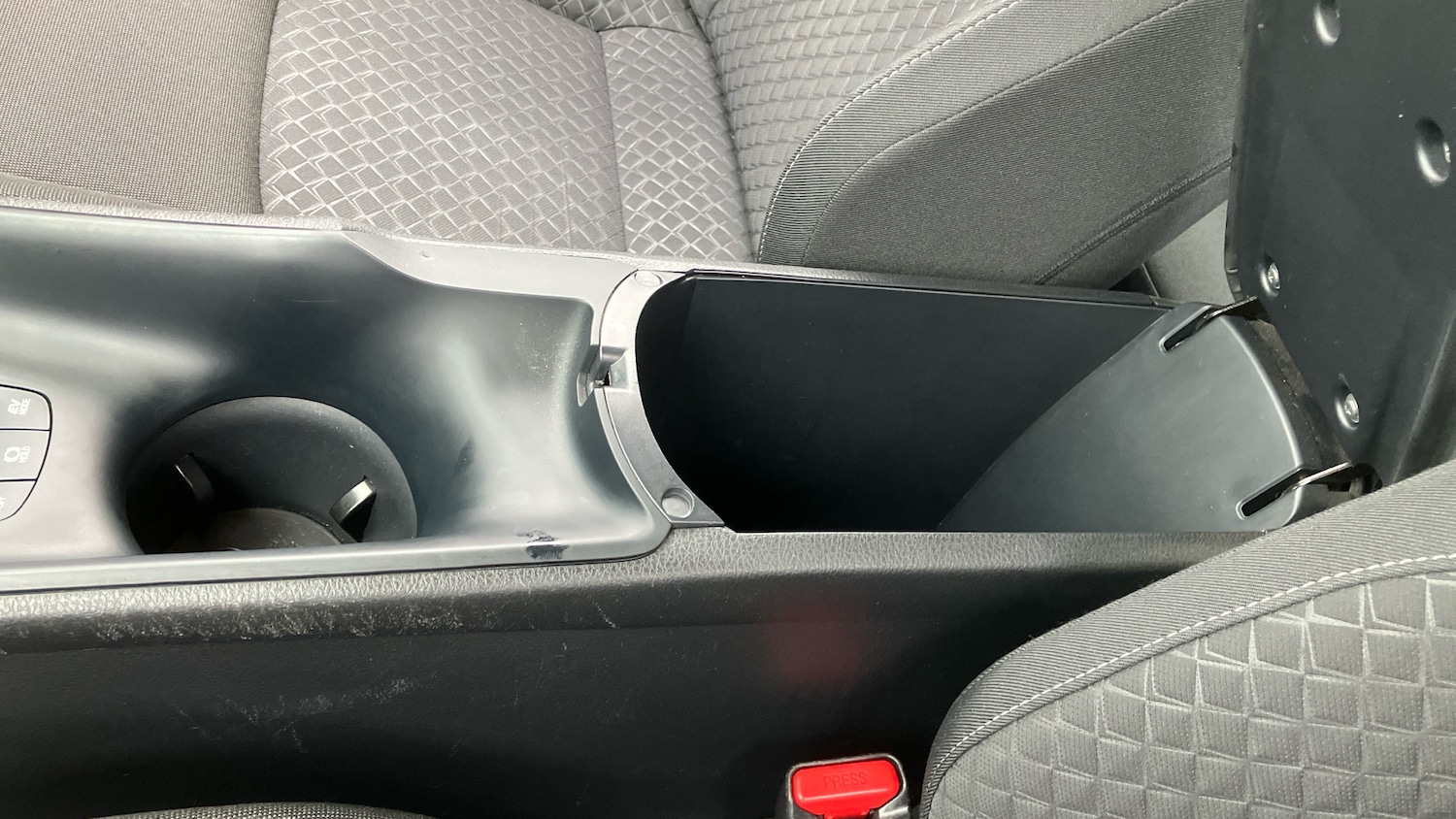 Used Toyota C-HR 2021 for sale - 77679352: Photo 34