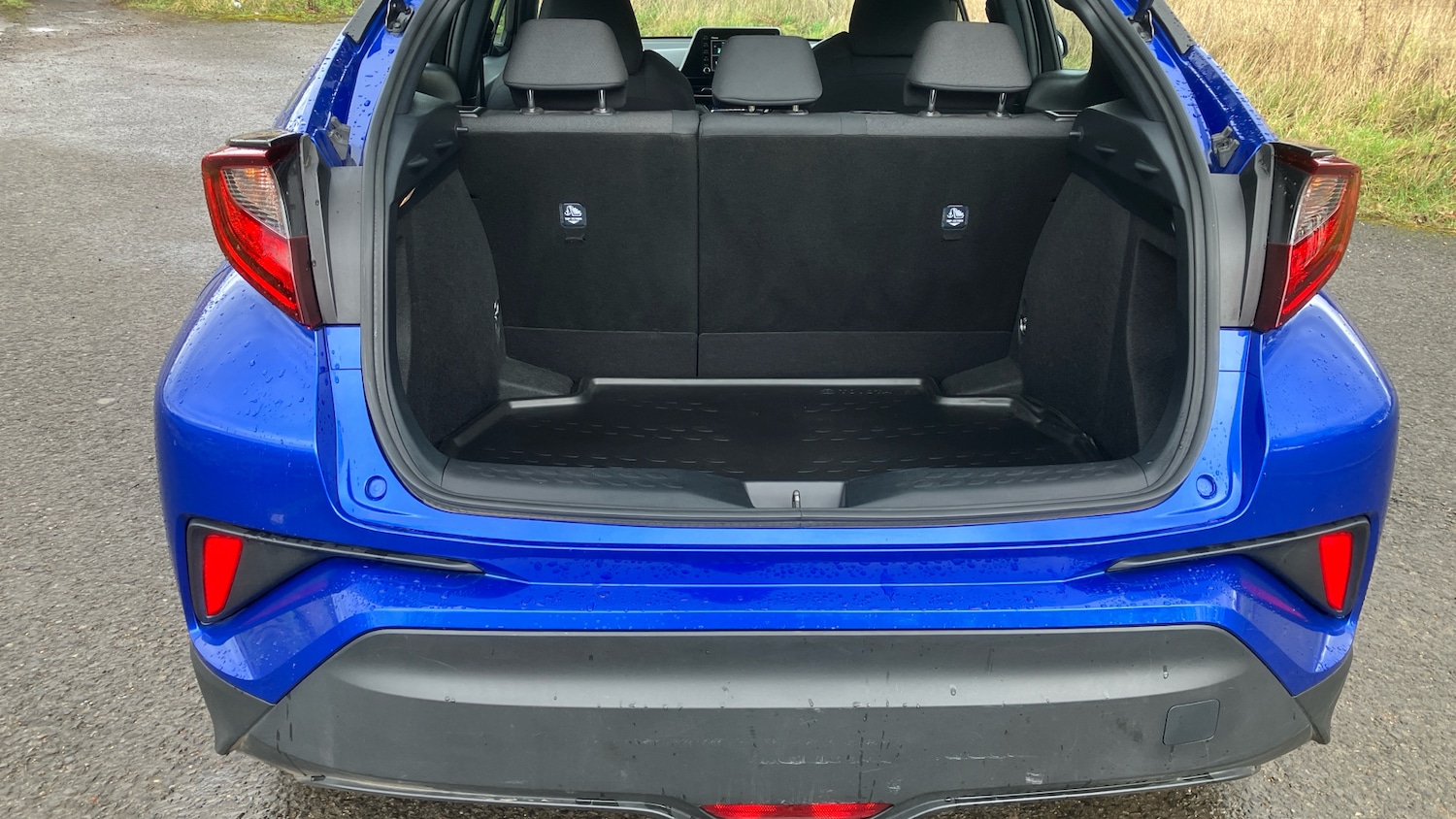 Used Toyota C-HR 2021 for sale - 77679352: Photo 4