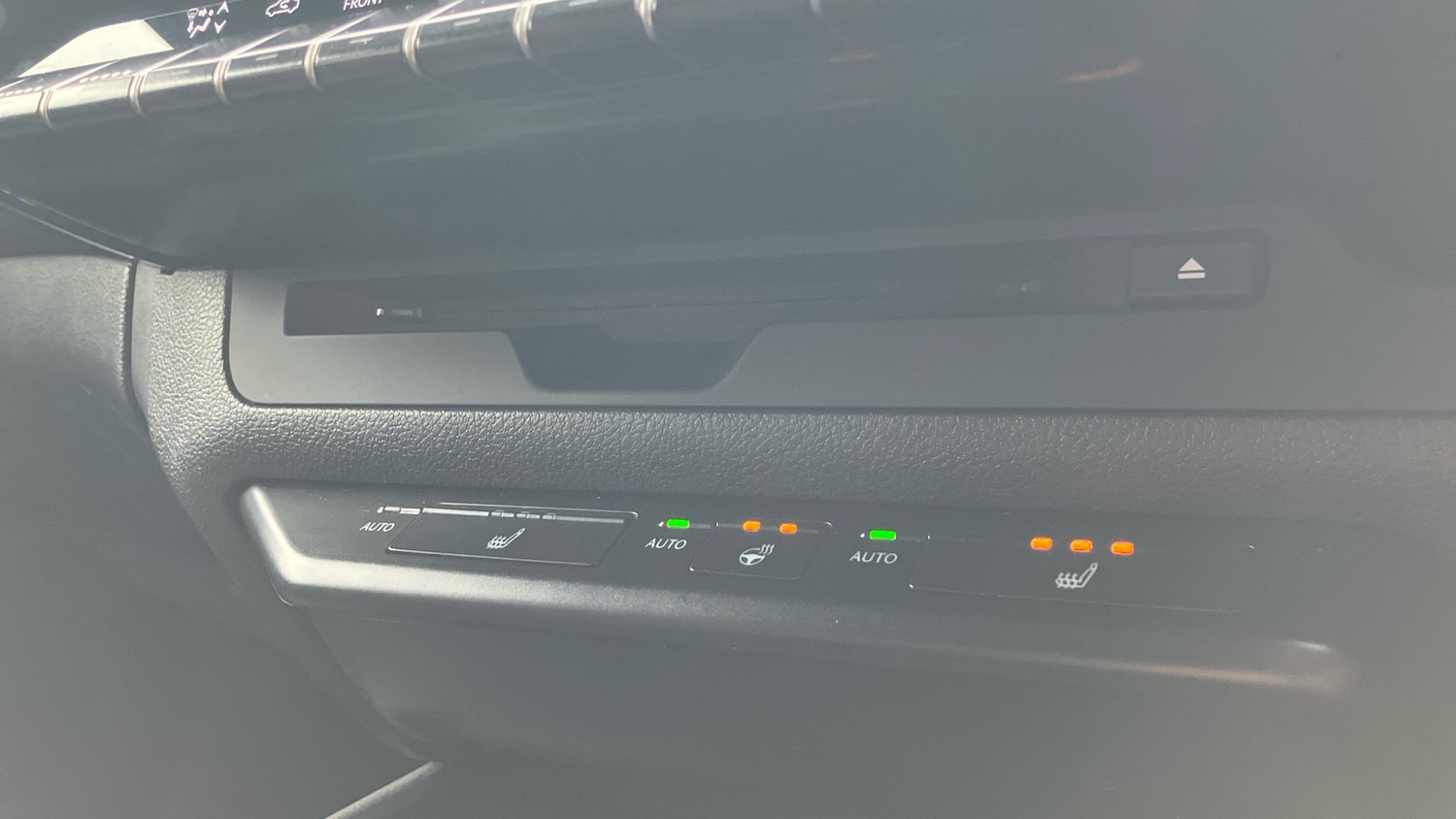 Used Lexus UX 2020 for sale - 77640030: Photo 8