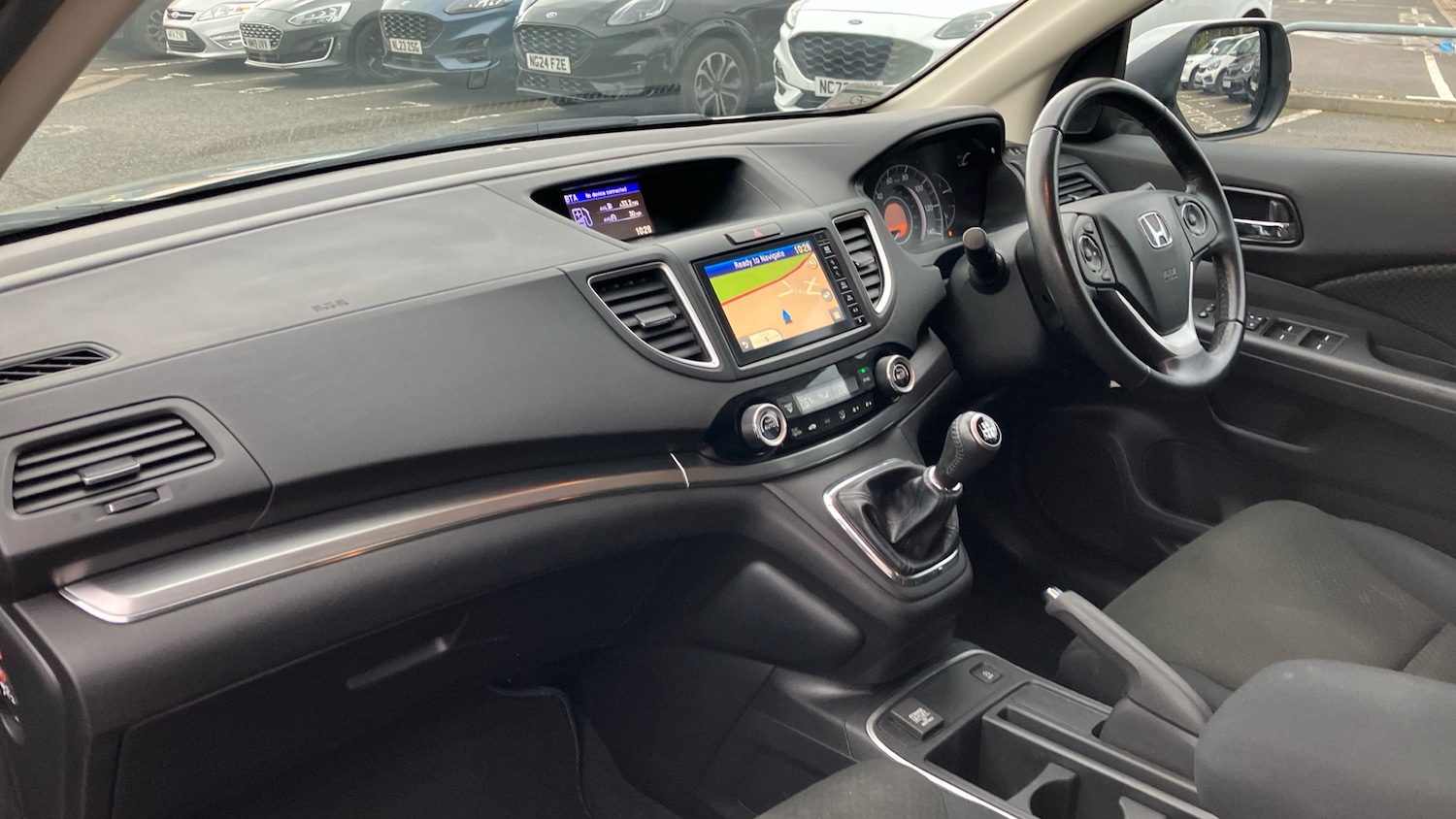 Used Honda CR-V 2018 for sale - 76830533: Photo 2