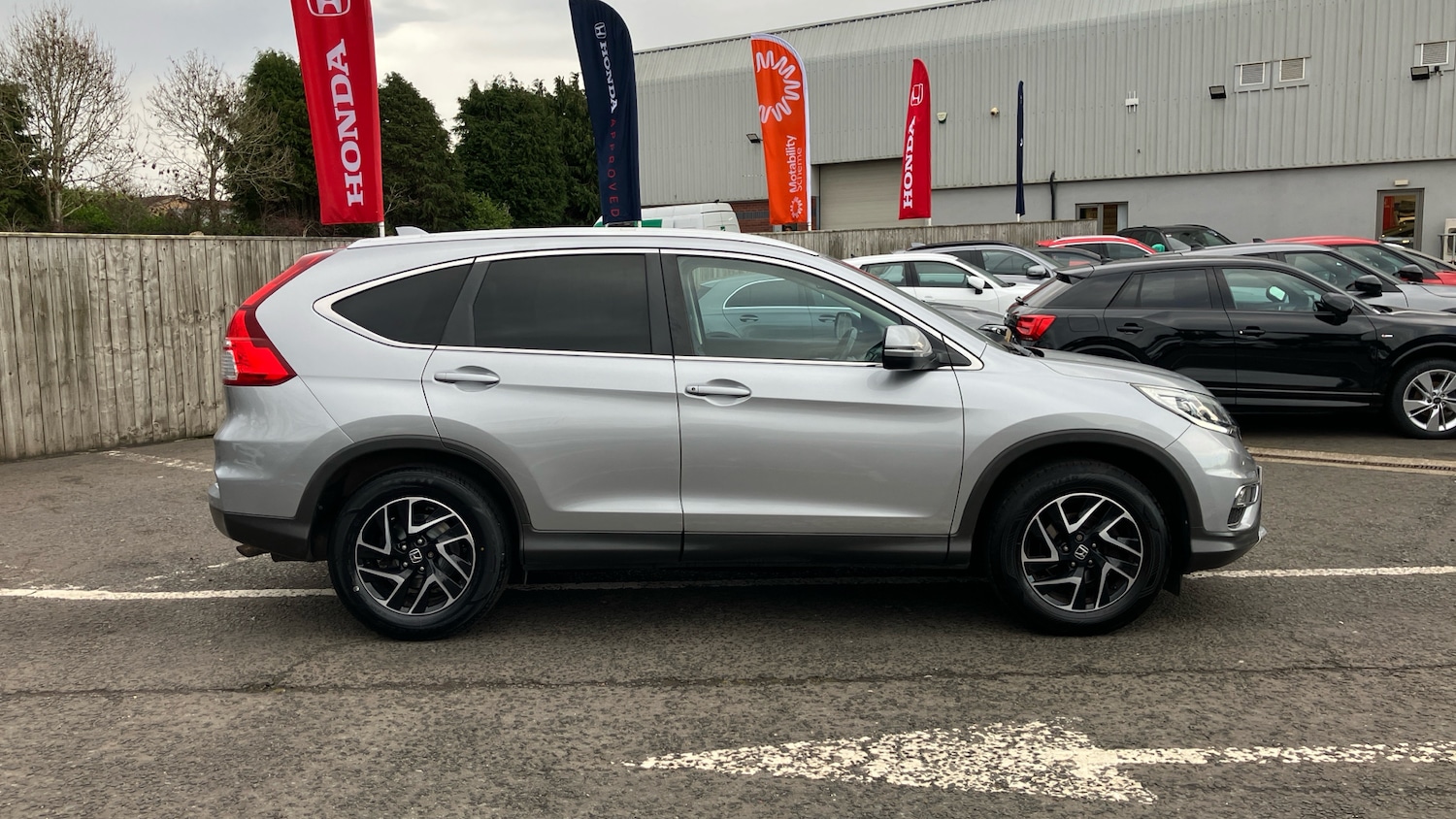 Used Honda CR-V 2018 for sale - 76830533: Photo 32